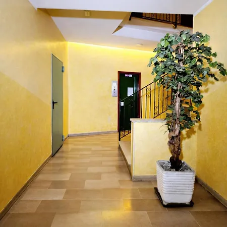 Marina E Lucio Bright San Paolo Metro Near Colosseum 4 Guests Holiday home